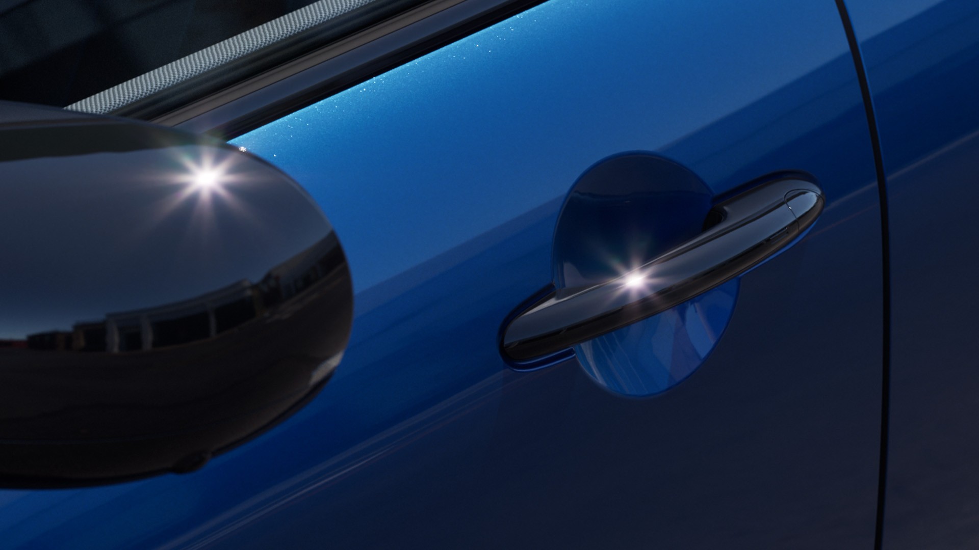 MINI Cooper 5 vrata – detalji eksterijera – pogled sa strane